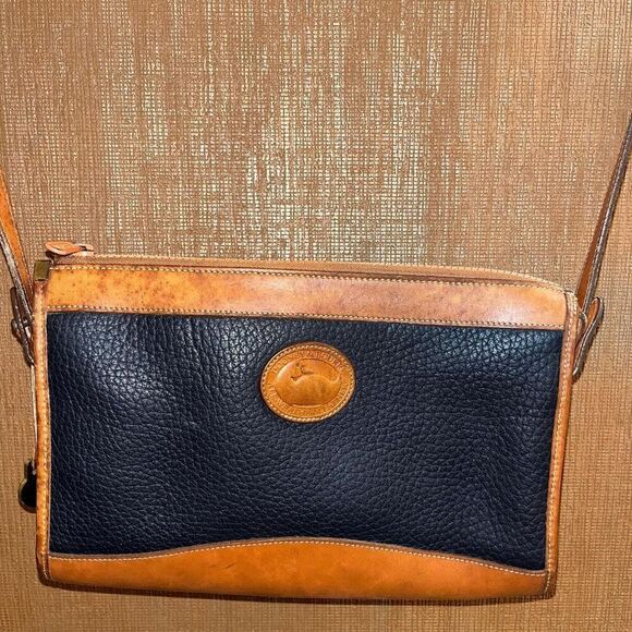 Dooney & Bourke All Weather Leather Purse - Picture 4 of 4